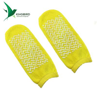 China Adult S Size Anti Slip Men Non Slip Dot Resistant Hosiery Socks for sale