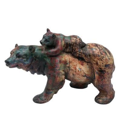 China Europe Featured Home Decor Mother And Son Bear Resin Sculptures Graffiti Wild Animal Statues For Outdoor Decor Crafts Handmade Souvenir for sale