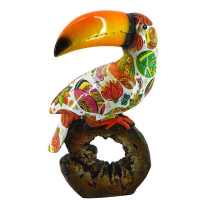 China 2021 Europe Decoration Hot Selling Creative Bird Opens Figurine Polyresin Statue Outdoor Resin Handmade Item OEM Decor for sale