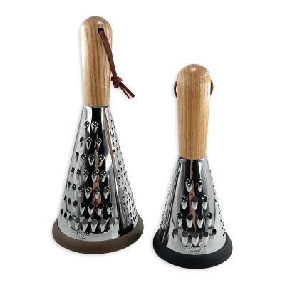 China Easy to Use Universal 3 in 1 Basket Grater Vegetable Potato Carrot Kitchen Cheese Grater Round Handle for sale