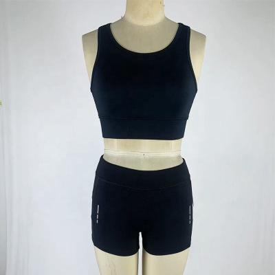 China Breathable High Quality Black Workout Clothes Seamless Sports Bra Yoga Leggings for sale