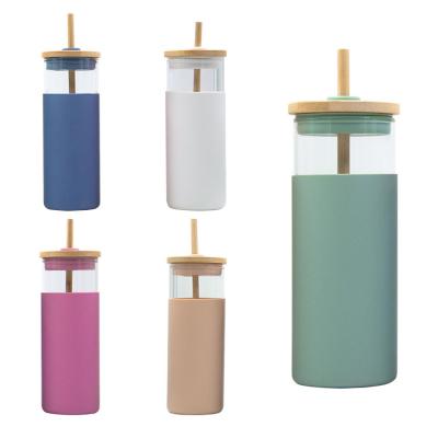 China Sustainable 20Oz Silicone Sleeve Glass Boba Smoothie Tumbler With Straw Bamboo Lid for sale