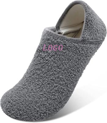 China Fashion Trend Women's Slippers With Rubber Unique Soft-light House Slipper Socks Round House Shoes Non Slip Indoor/Outdoor for sale