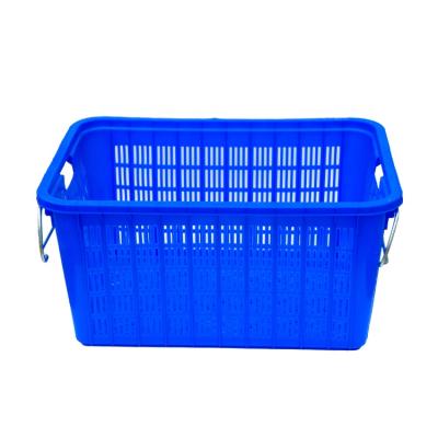 China Efficient Stackable Plastic Mesh Cost Durable Storage Crate Caja De Almacenamiento De Plastico With Metal Handle for sale