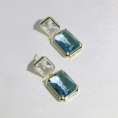 China 2022 New Design Vintage Fashion Crystal Zirconia Jewelry Square Stud Earrings For Women for sale