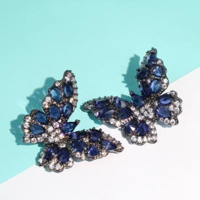 China 2022 Vintage New Style Crystal Butterfly Earrings Ladies Zircon French Blue Butterfly Earrings for sale