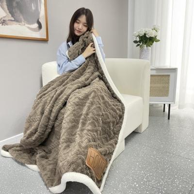 China Hot Sale 3D Geometry Pattern Blanket Folded White Sherpa Trim Blanket Twisted Sherpa Blanket for sale