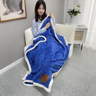 China Wholesale 3D Jacquard Sherpa Folded Plush Blanket Fleece Throw Blanket High Quality Soft Sherpa Blanket for sale