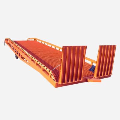 China Building Material Shops Mobile Container Loading Dock Platform Ramp For Forklift for sale