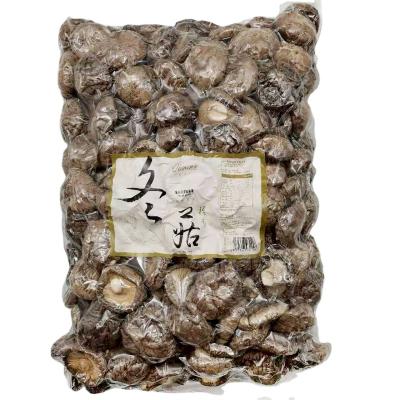 China Dried shiitake mushroom in plastic bag for sale