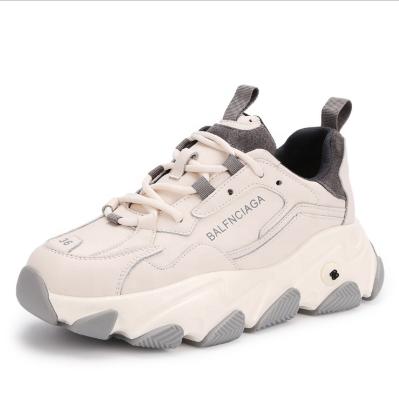 China MANRINO-0711 ARCH SUPPORT Ready For Dad Soft Soles Women Leather Casual Sneaker Shoes Running Sport Cheap Old Boat Prices for sale