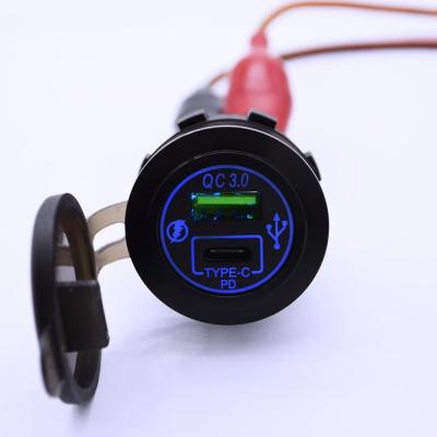 China PD Type C USB Car Charger Socket 18W and QC 3.0 USB Quick Charge Socket 12V/24V Car Power Outlet for sale