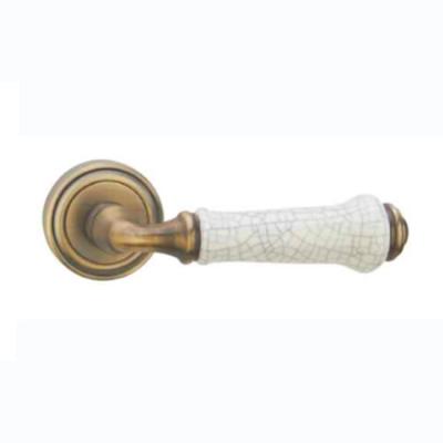 China Classic Antique Bronze Zinc Alloy Ceramic Door Handle On Rosette for sale