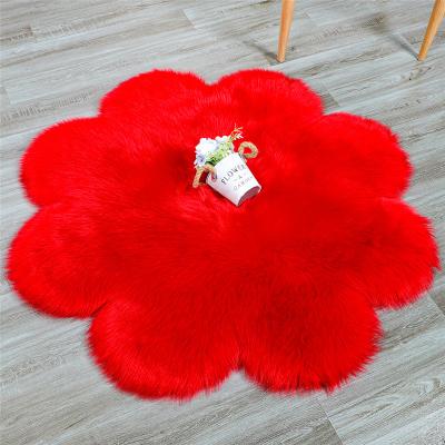 China Washable No Slippery Furry Rug Blanket Carpet Blanket Faux Fur Red Fur Rug for sale