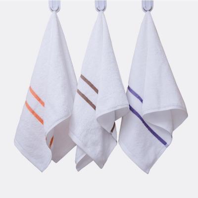 China 100%Cotton Compressed Bath Towel Sets With White Logo Hotel Towel for sale