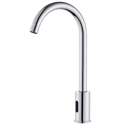 China New Sense Faucets Touchless Ball Bearing Infrared Kitchen Faucet Luxury Water Faucet Chrome for sale