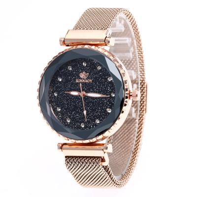 China WJ-7869 las mujeres encantadoras cristalinas coloridas del mejor del regalo 2019 de los diamantes reloj estrellado de lujo hermoso más nuevo del cielo miran Reloj de lujo en venta