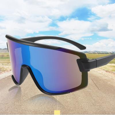 China Custom High Quality Oversized One-Piece Fashion Outdoor Sports Sun Glass Shades Sports Sunglasses 2021 Hot Selling for sale