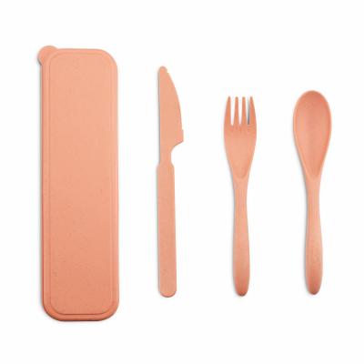 China Custom Reusable Amazon Logo Wheat Straw Portable Camping Cutlery Sustainable Best Selling Plastic Set for sale