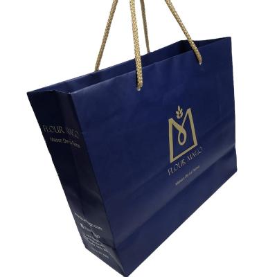 China Recyclable Fashionable High End Printed Paper Gift Packaging Bags With Your Own Logo for sale