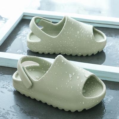 China Fashion Summer Children's Sandals EVA Thick Bottom Soft Sole Bathroom Light Shoes Non-slip For Kids Girls Boys Designer for sale