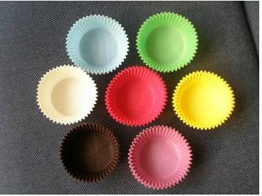 China Solid Color greaseproof paper baking Cake cup for sale