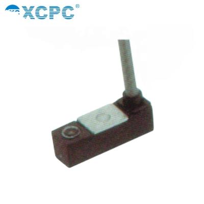 China Industry Cylinder Accessories XC-15R Series Magnetism Switch Use For Pneumatic Cylinder for sale