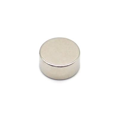 China Round Industrial Magnet Fridge Magnets, Small Gold Rare Earth Magnets, 6x3mm Neodymium Magnets for Fridge Office Crafts and Science for sale