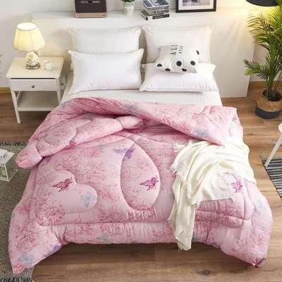 China Antibacterial Wholesale Random Colors Printed To Quilting Fabric Comforter Hotel Comfortable Sanding Single Quilted Comforter for sale