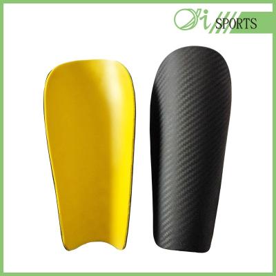 China Multi-density manufacturers youth carbon fiber soccer shin guard for sale