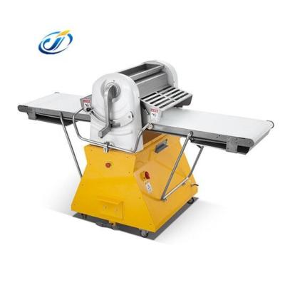 China Professional Commercial Dough Dough Roller Pastery Sheeter Machine for sale