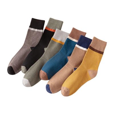 China Wholesale QUICK DRY Men's Cotton Knitted Solid Color Breathable Socks Crew Socks Casual Sports Socks for sale