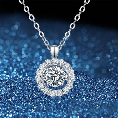 China Excellent Hiphop Cut 0.5 Carat Moissanite Necklace 18K White Gold Plated Round Pendant Necklace For Girlfriend Wife for sale