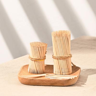 China Bamboo Toothpick Manufacturer Bulk Custom Label Disposable Toothpick Stick Bamboo and Wooden Toothpick for sale