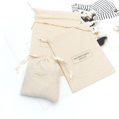 China Small Cotton Safety Flannel Dust Makeup Bag Nature Tote Bag Beige Cotton Drawstring Bag For Jewelry for sale