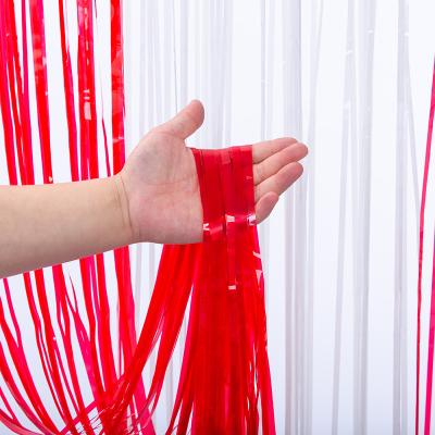 Cina Acque resistenti antibatterici PET Moderno Red Foil Fringe Curtain Macaron Foil Curtain in vendita