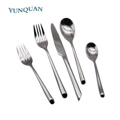 China Durable High Quality Mirror Polish Forged 18/0 18/10 Silver Plated 24pcs Dinnerware Set Stainless Steel Cutlery Set for sale