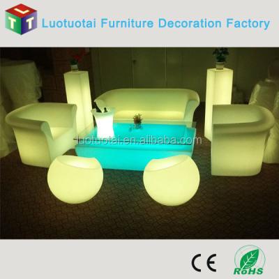 China Chesterfield SOFA High Grade PE Illuminated Sofa With Remote Control Led For Bar / Wedding for sale