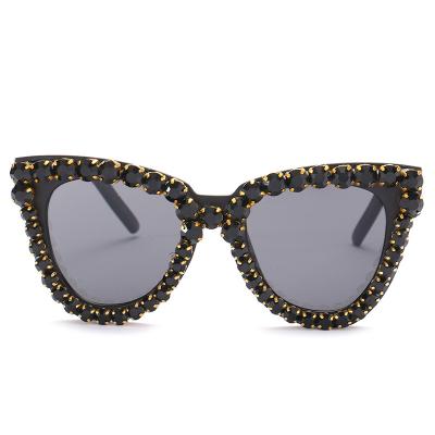 China Hot Selling Personal Sunglasses Women Diamond Sun Glasses Vintage Sun Glasses Fashion Sun Glasses for sale