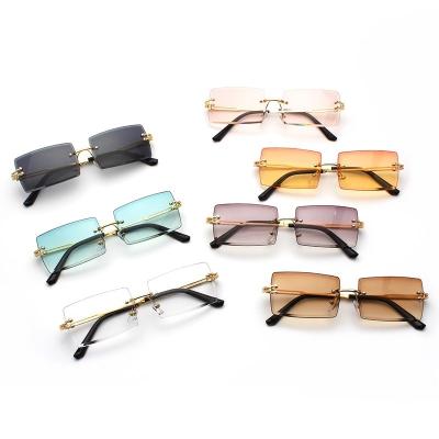 China Fashion sunglasses Italy big woman gold border mirrored UV sunglasses shape ladies JIN Bag for sale