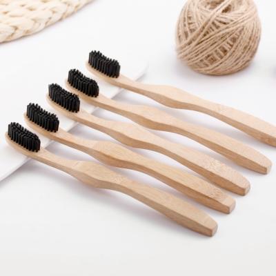 Chine Brosse à dents en bambou libre en plastique de MSDS avec les poils biodégradables à vendre