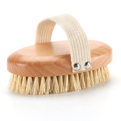 China All Natural 100% Natural Bristle Foot Dry Skin Massage Scrubber Shower Scrubber Scrub Dry Skin Body Brush With Handle for sale