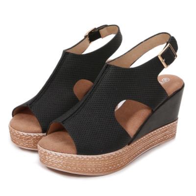 China Anti-Smell Men Brand Sandals Breathable Casual Sandals For Women Platform Sandals Big Size for sale