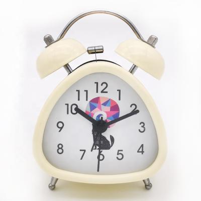 China Antique Style Triangle Shape Beautiful Printing Dial Table Clock 4 Pcs Display Package Set Alarm Clock for sale