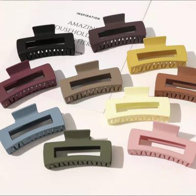 China Acrylic Matte Hair Clip Frosted Plastic Korean Back Head Plate Clip Shark Bathing Clip for sale