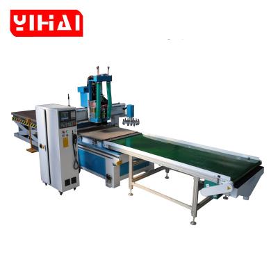 China Building Material Stores MDF Particleboard Furniture Plywood Board Furniture ATC Solid Wood CNC Engraving Machine for sale