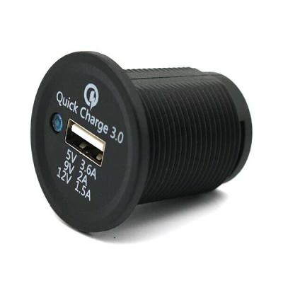 China NEW style qc3.0 usb car charger external fast charging battery 18w usb plug charger for sale