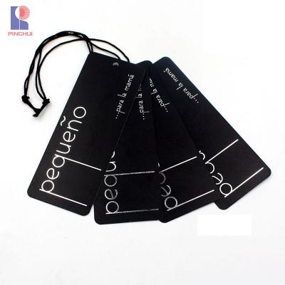 Китай Custom Sustainable Recyclable Personalized Hot Stamping Foil Stamping Swing Tag Clothing Label продается