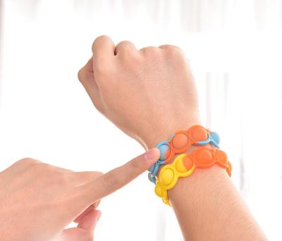 China Relieve Stress Anti-Anxiety Silicone Rainbow Fun Noise Itting Sensory Wristband/Adult Noise Itting Bubble Watch Wristband Push Wiggle Toy Wristband for sale