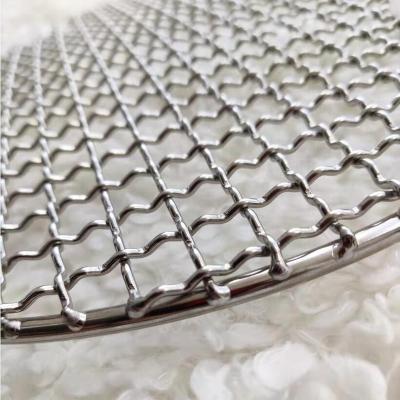 China Hot Sale Large Easily Cleaned 304 Stainless Steel Non-Stick BBQ Grilling Basket Tray Cross Net Clip Bbq Wire Mesh for sale